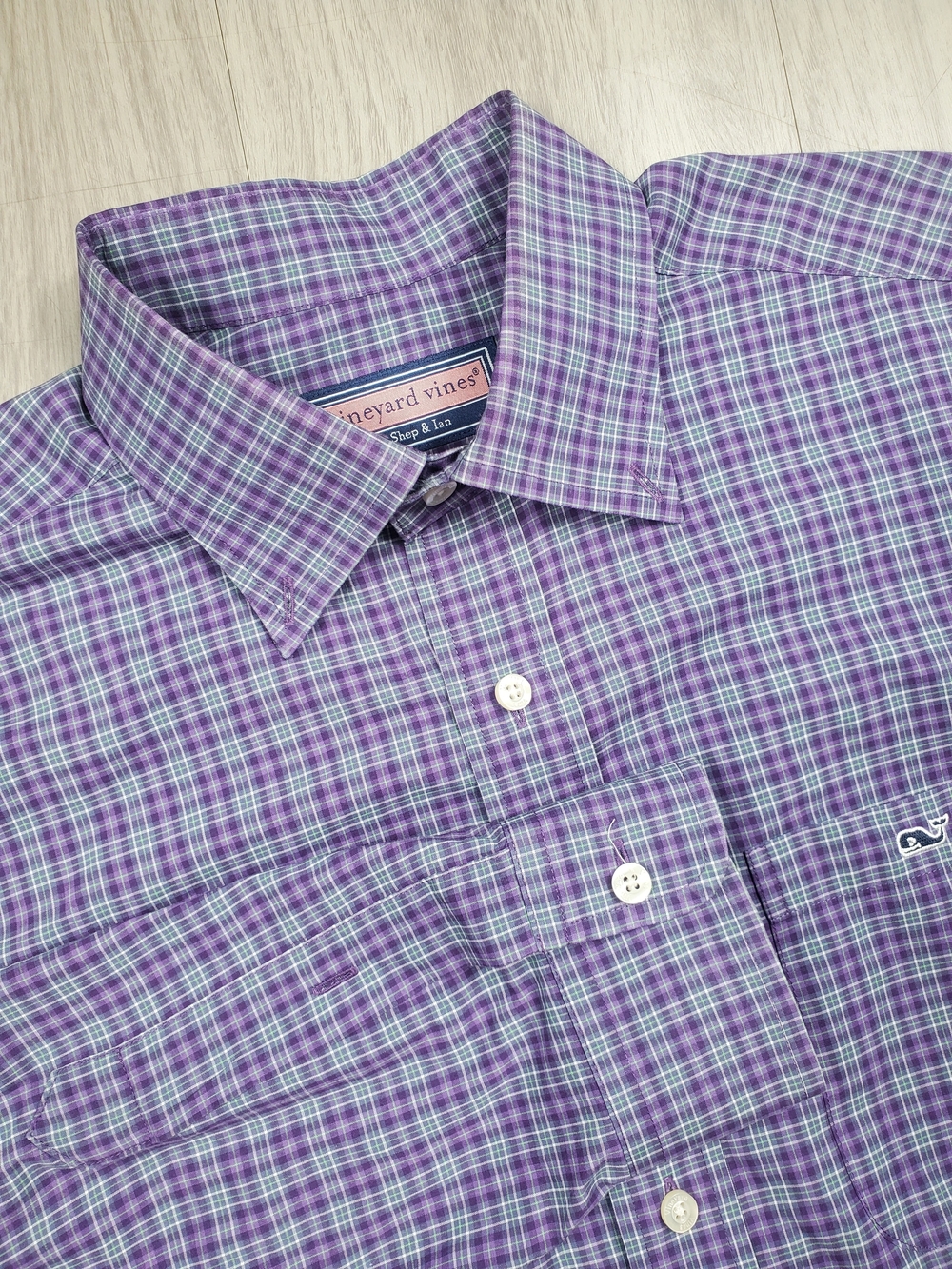 Vineyard Vines Mens Button Up Tucker Shirt Medium Purple Green Plaid Long Sleeve